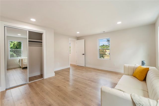 212 Colonels Road, Pendleton, SC 29670