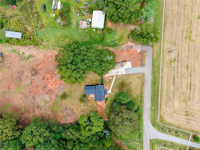 212 Colonels Road, Pendleton, SC 29670