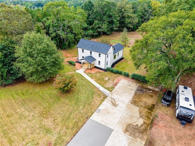 212 Colonels Road, Pendleton, SC 29670