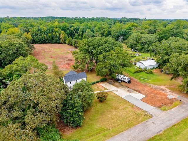 212 Colonels Road, Pendleton, SC 29670