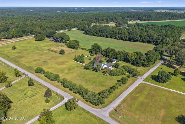 147 Blue Springs Road, Lucedale, MS 39452