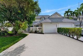 4749 NW 98th Place, Doral, FL 33178