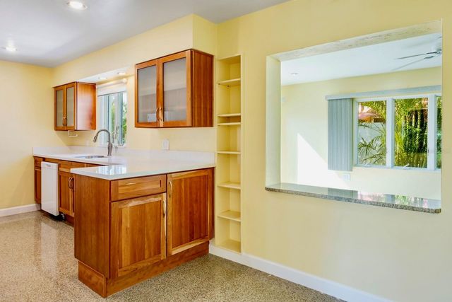 4550 PLAZA WAY, St Pete Beach, FL 33706