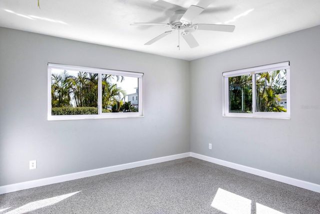 4550 PLAZA WAY, St Pete Beach, FL 33706