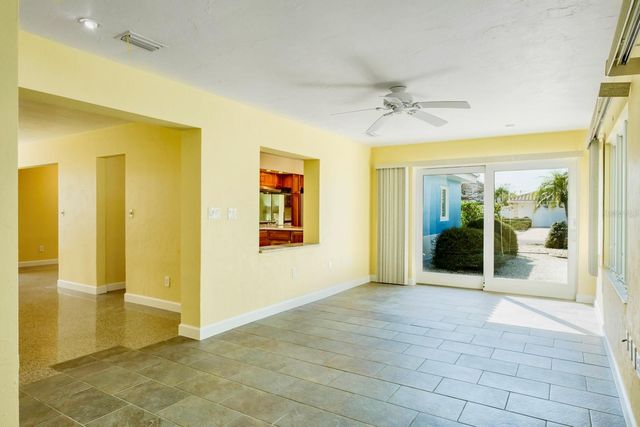 4550 PLAZA WAY, St Pete Beach, FL 33706