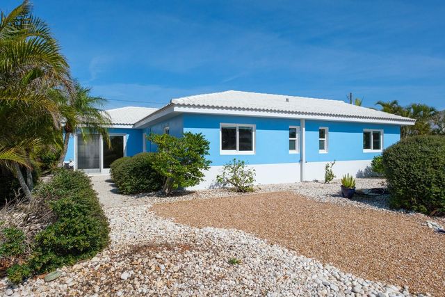 4550 PLAZA WAY, St Pete Beach, FL 33706