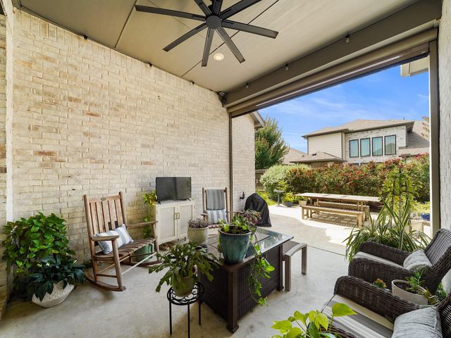 30614 Hawthorn Glen Court, Fulshear, TX 77441