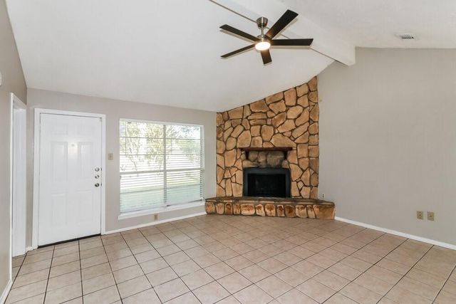 10111 King Ranch Lane, Sugar Land, TX 77498