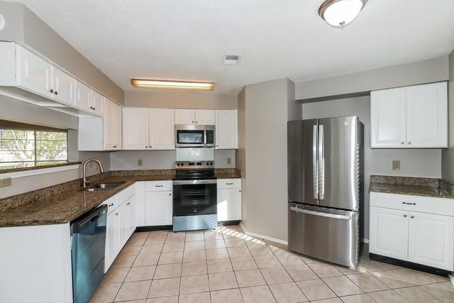 10111 King Ranch Lane, Sugar Land, TX 77498