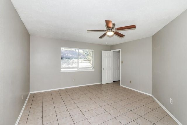 10111 King Ranch Lane, Sugar Land, TX 77498