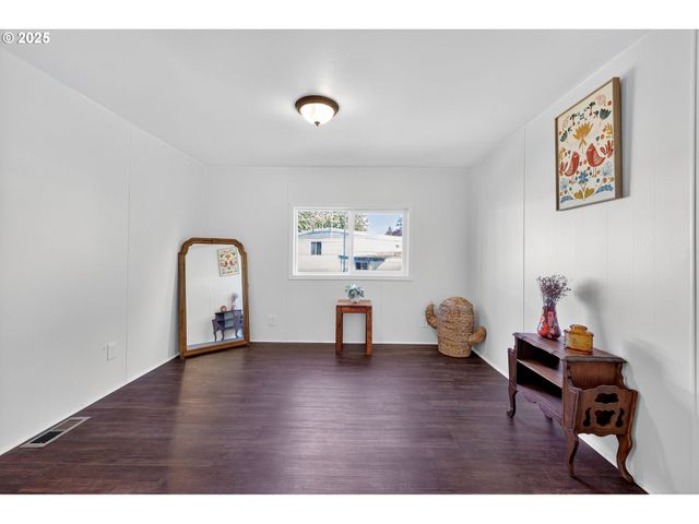 52238 TEAKWOOD Dr, Scappoose, OR 97056