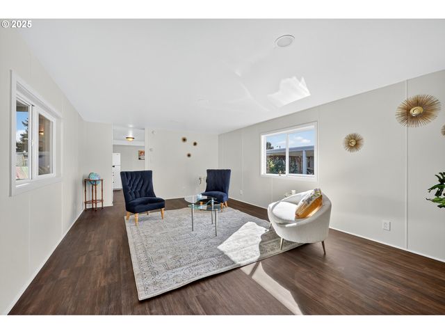 52238 TEAKWOOD Dr, Scappoose, OR 97056