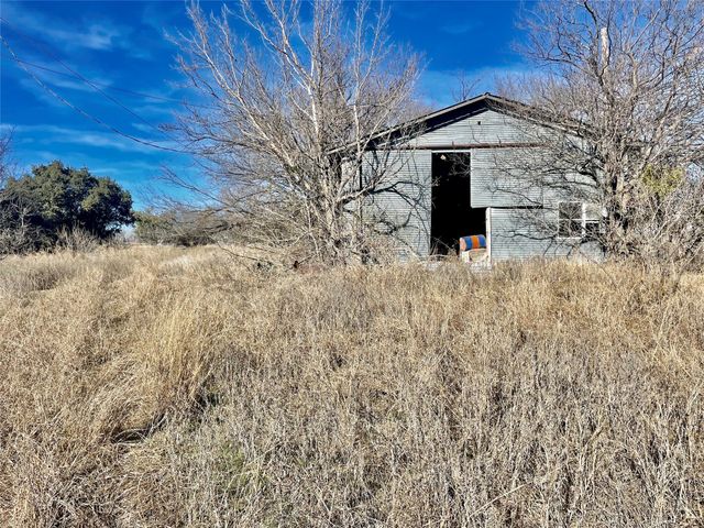 1306 E Central, Comanche, TX 76442