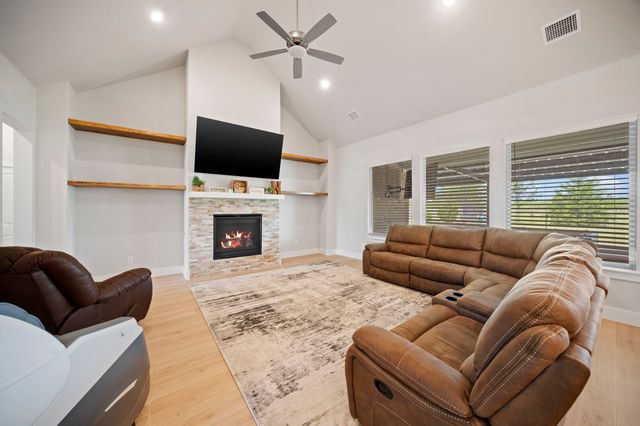 4531 Night Hawk Trail, Waxahachie, TX 75165