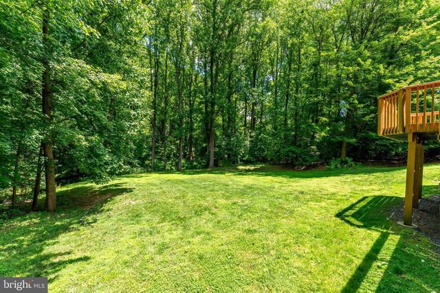 11618 HOLLY BRIAR LN, Great Falls, VA 22066