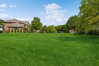 21855 W Murfield Court, Mundelein, IL 60060