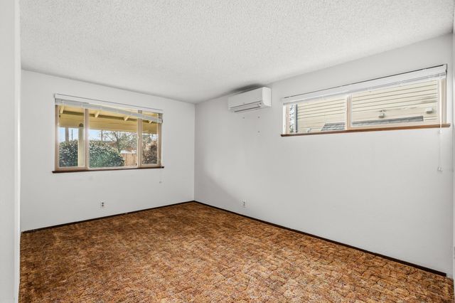 306 SW 3rd Street, Grants Pass, OR 97526