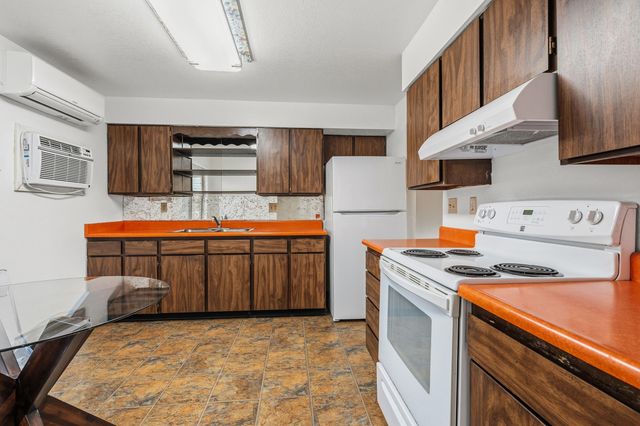 306 SW 3rd Street, Grants Pass, OR 97526