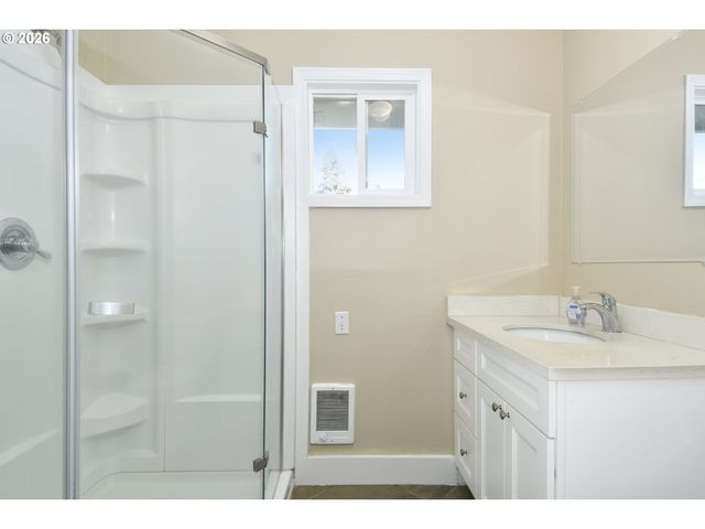 13570 Sw WATKINS Ave, Portland, OR 97223