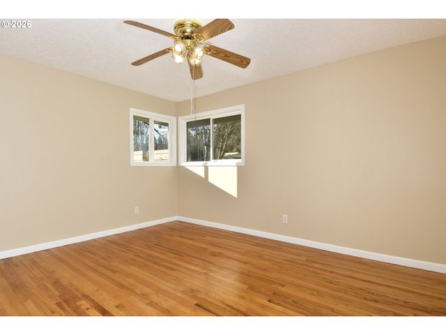 13570 Sw WATKINS Ave, Portland, OR 97223