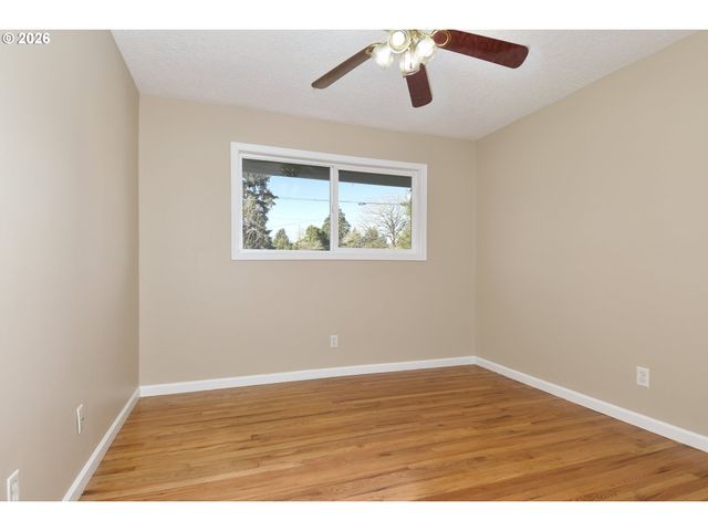 13570 Sw WATKINS Ave, Portland, OR 97223