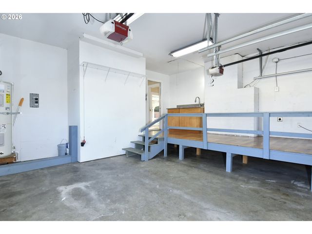 13570 Sw WATKINS Ave, Portland, OR 97223