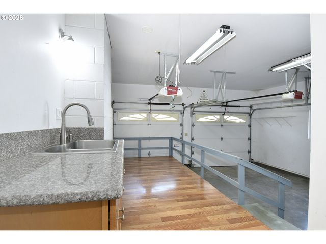 13570 Sw WATKINS Ave, Portland, OR 97223