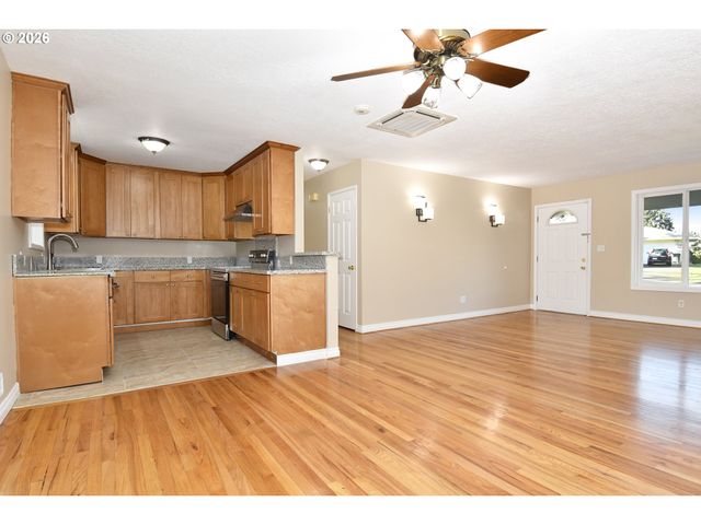 13570 Sw WATKINS Ave, Portland, OR 97223