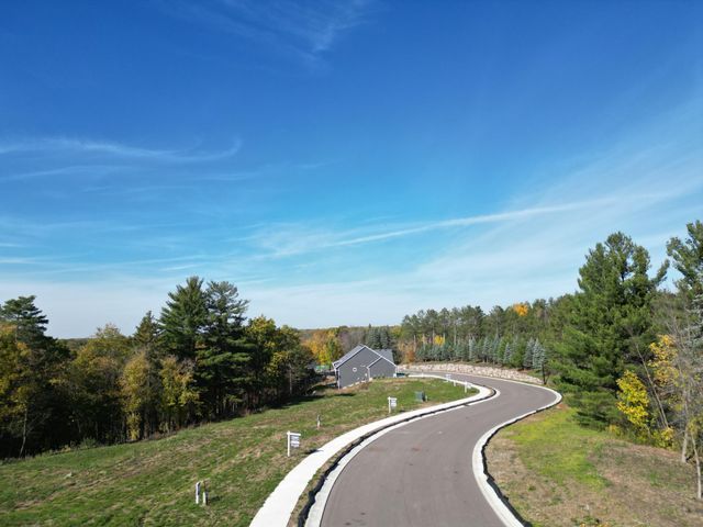 10011 211th Street N, Forest Lake, MN 55025