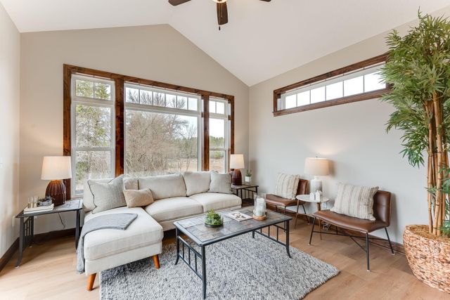 10011 211th Street N, Forest Lake, MN 55025