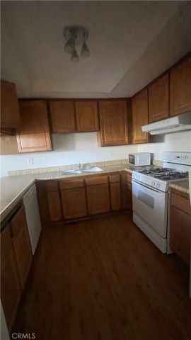 2560 Gonzaga, Riverside, CA 92507