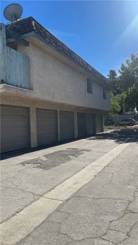 2560 Gonzaga, Riverside, CA 92507