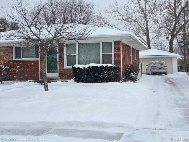 14448 Garden Street, Livonia, MI 48154