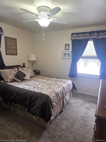 14448 Garden Street, Livonia, MI 48154