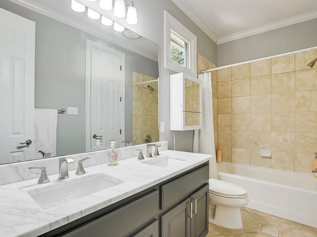 2007 Rue De St Tropez, Austin, TX 78746