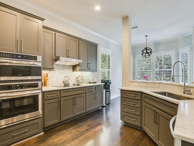 2007 Rue De St Tropez, Austin, TX 78746