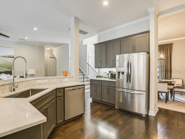 2007 Rue De St Tropez, Austin, TX 78746