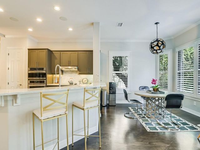 2007 Rue De St Tropez, Austin, TX 78746