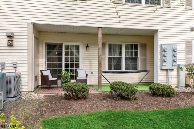 172 Potomac Dr, Bernards Twp., NJ 07920