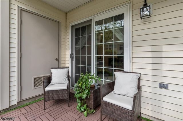 172 Potomac Dr, Bernards Twp., NJ 07920