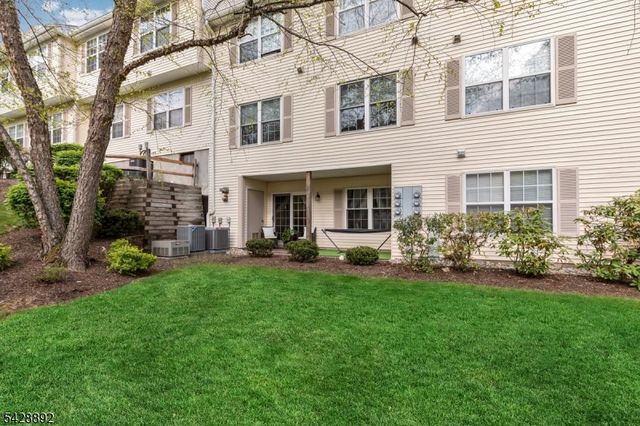 172 Potomac Dr, Bernards Twp., NJ 07920