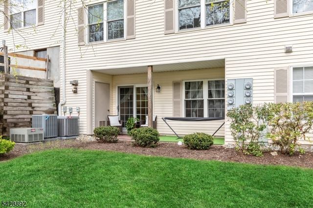 172 Potomac Dr, Bernards Twp., NJ 07920