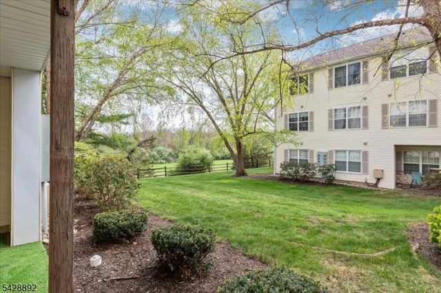 172 Potomac Dr, Bernards Twp., NJ 07920