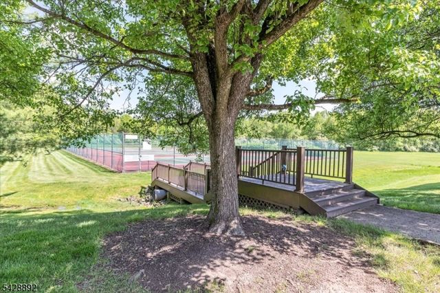 172 Potomac Dr, Bernards Twp., NJ 07920