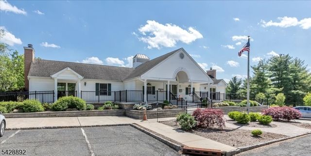 172 Potomac Dr, Bernards Twp., NJ 07920