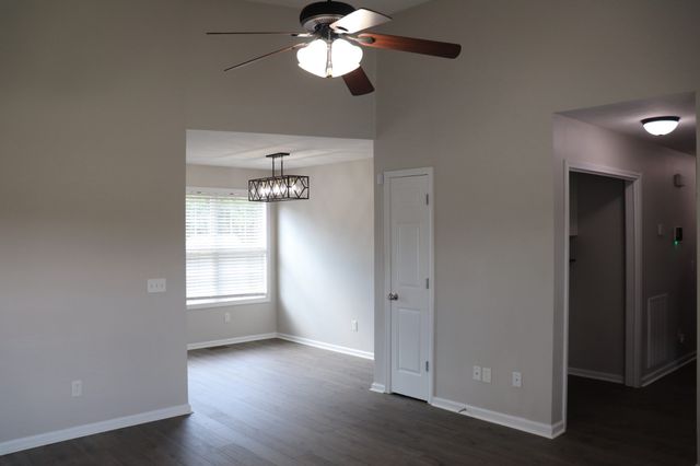 414 Kelly Ln, Clarksville, TN 37040