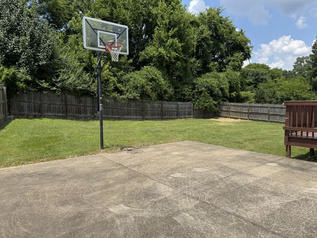 414 Kelly Ln, Clarksville, TN 37040