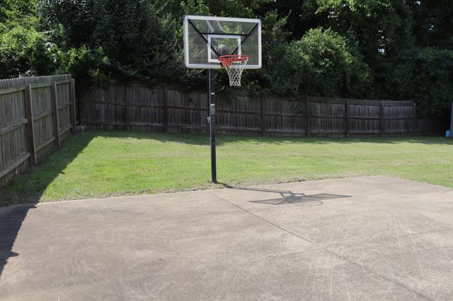 414 Kelly Ln, Clarksville, TN 37040