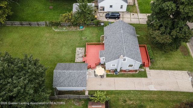 1013 Maycroft Road, Lansing, MI 48917