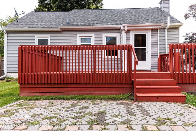 1013 Maycroft Road, Lansing, MI 48917